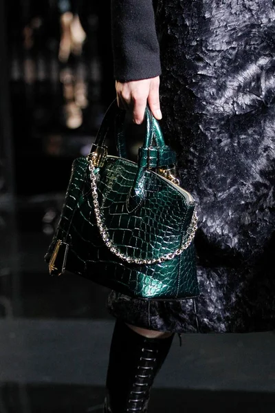 Look 71